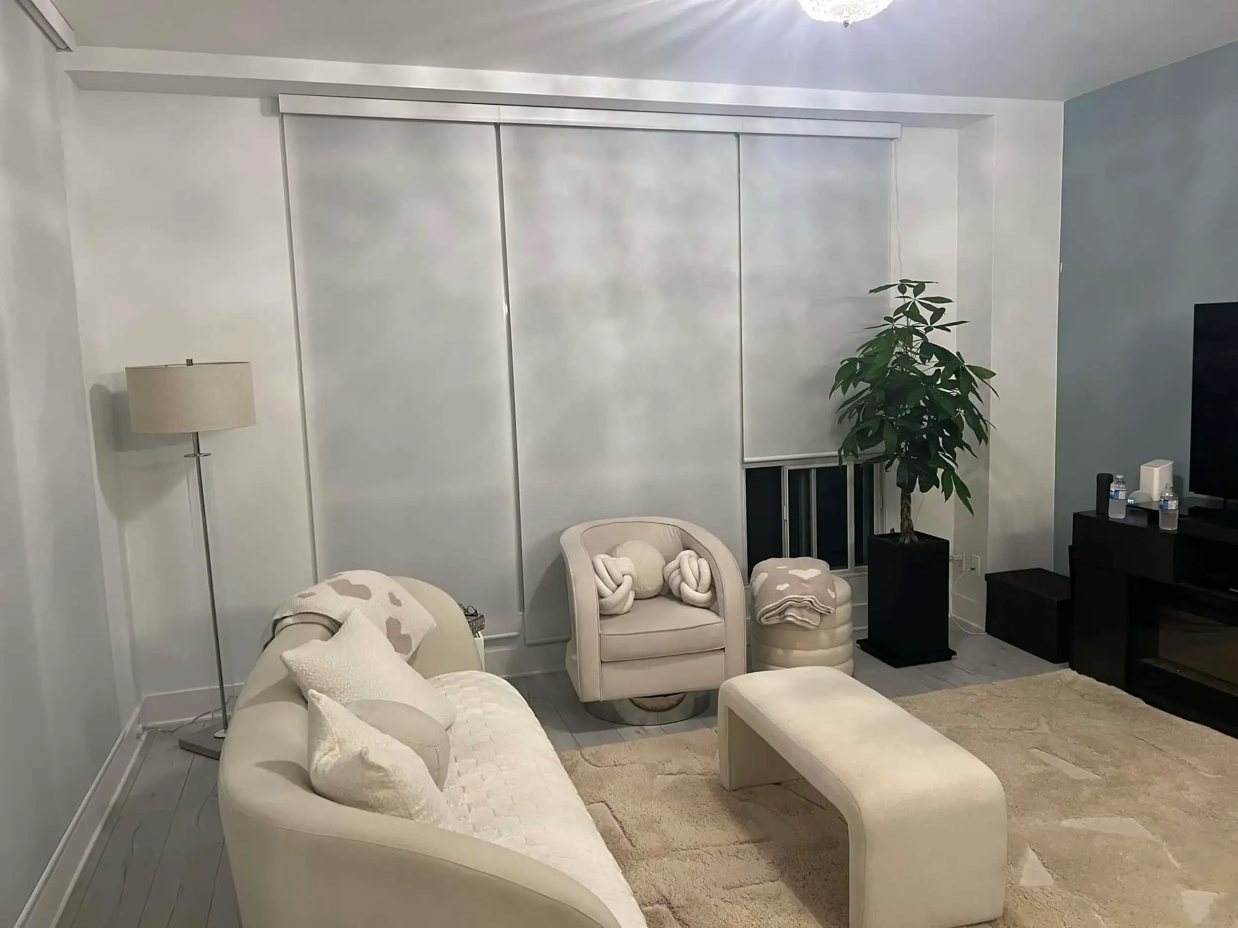 Roller blinds by Convenient Blinds — photo 2